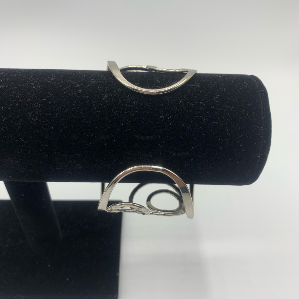 Statement Hammered Silver Metal Cuff Bracelet - image 3